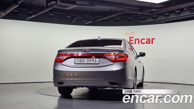 Hyundai Grandeur 2014 — photo 4