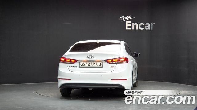 Hyundai AVANTE 2017 — photo 4