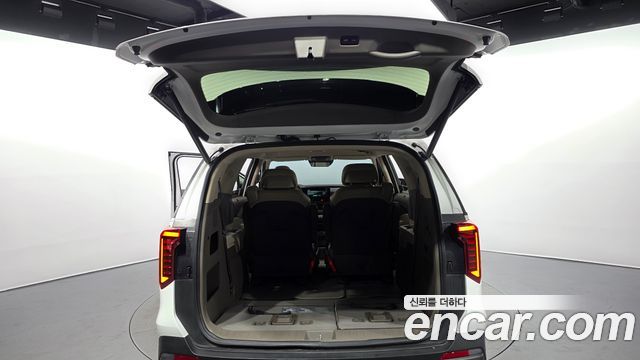 Kia Canival 2025 — photo 24