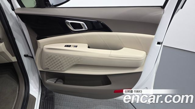 Kia Canival 2025 — photo 15