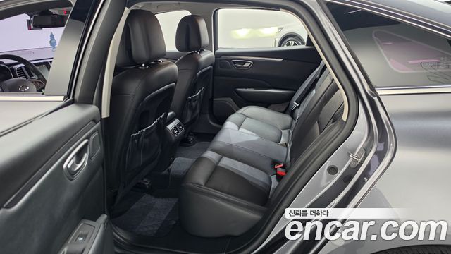 Renault Korea SM6 2019 — photo 17