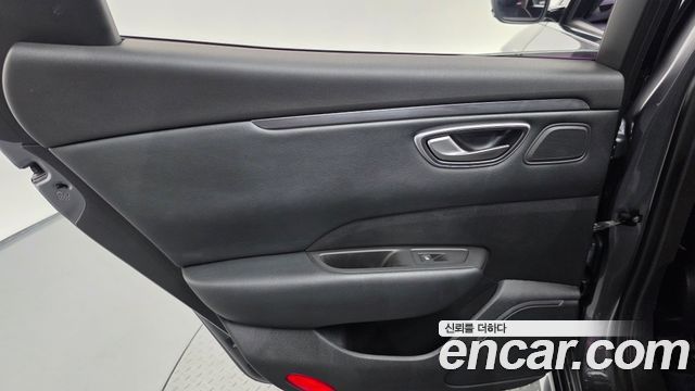 Renault Korea SM6 2019 — photo 15
