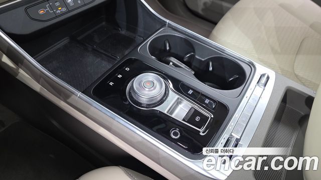 Kia Canival 2025 — photo 12