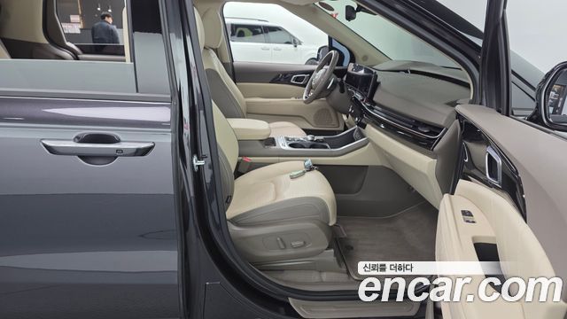 Kia Canival 2025 — photo 16