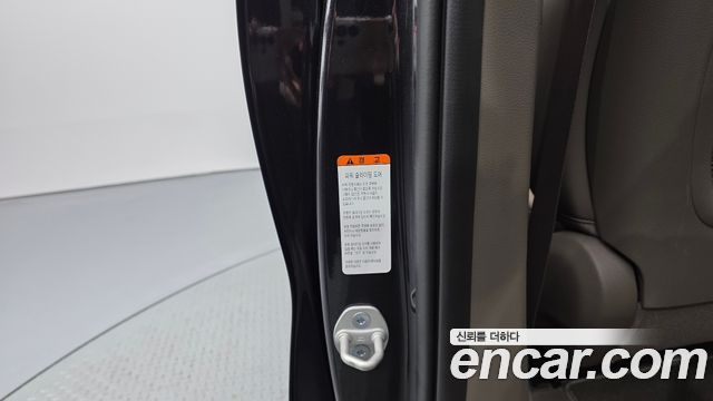 Kia Canival 2025 — photo 34