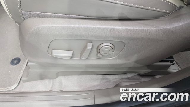 Kia Canival 2025 — photo 35
