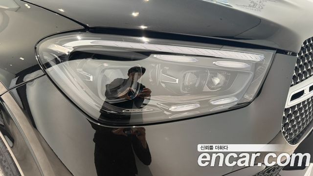Mercedes-Benz GLE-Class 2024 — photo 12