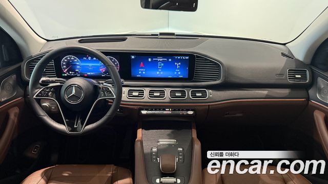 Mercedes-Benz GLE-Class 2024 — photo 17