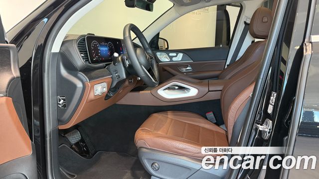Mercedes-Benz GLE-Class 2024 — photo 19