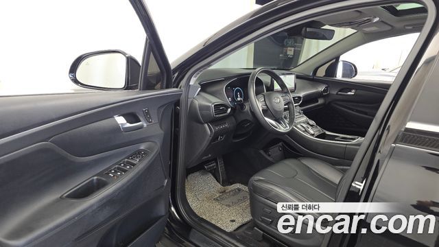 Hyundai Santafe 2023 — photo 13