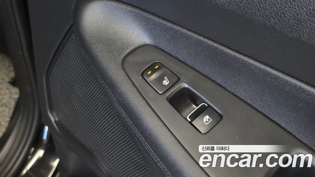 Hyundai Santafe 2023 — photo 25