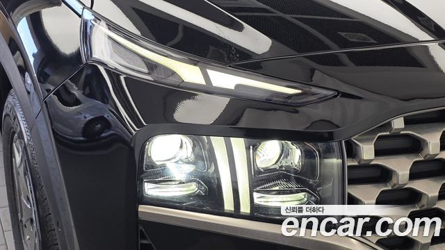 Hyundai Santafe 2023 — photo 8