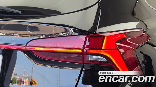 Hyundai Santafe 2023 — photo 9