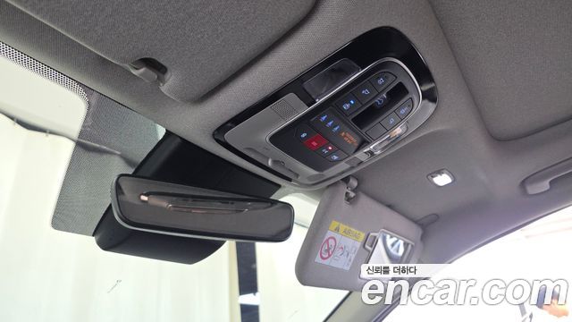 Hyundai Santafe 2023 — photo 28