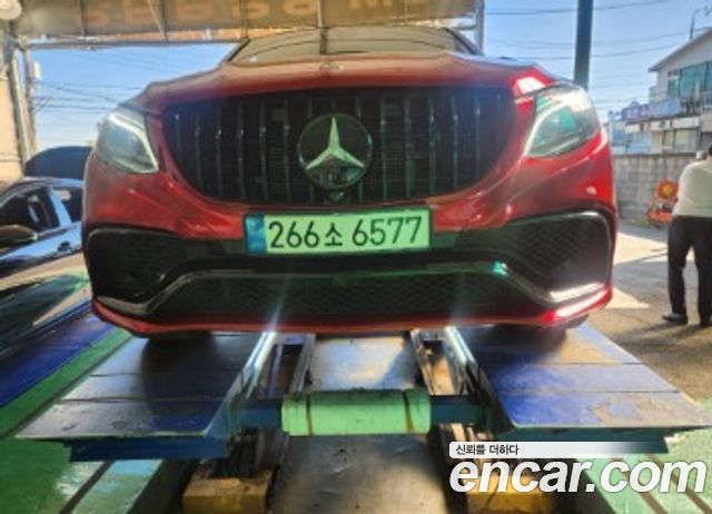 Mercedes-Benz GLE-Class 2017 — photo 1