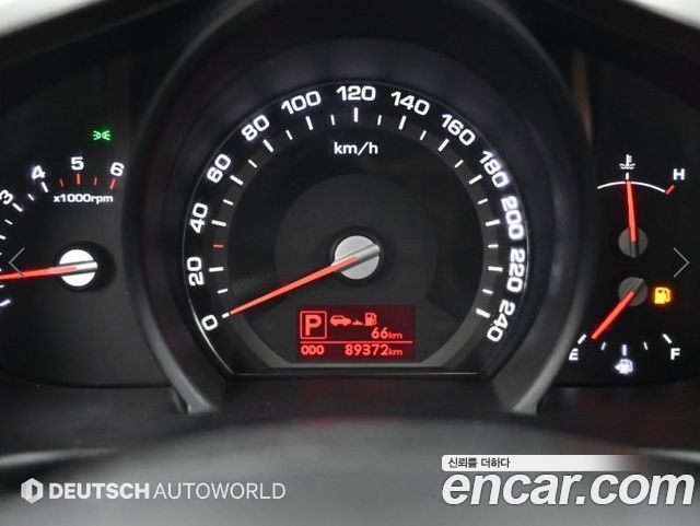 Kia Sportage 2011 — photo 8