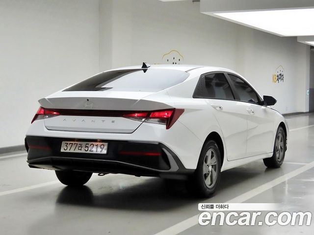 Hyundai AVANTE 2024 — photo 4