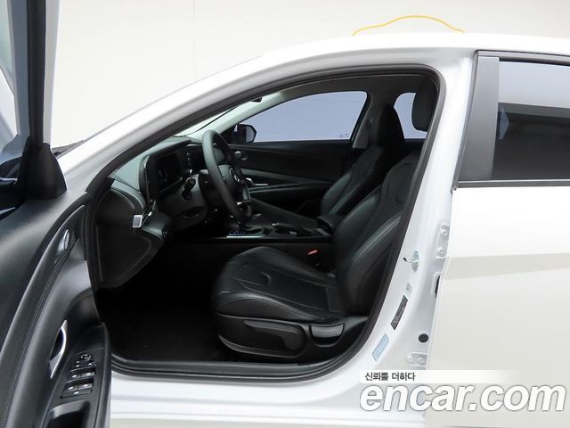 Hyundai AVANTE 2024 — photo 13