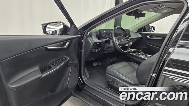 Kia EV6 2022 — photo 10