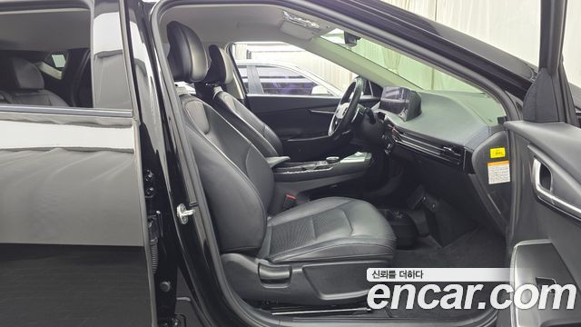 Kia EV6 2022 — photo 11