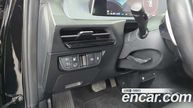 Kia EV6 2022 — photo 17