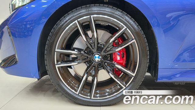 BMW 3-Series 2025 — photo 6