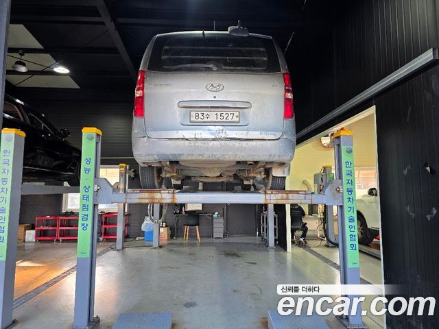Hyundai Starex 2018 — photo 2