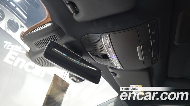 Mercedes-Benz E-Class 2021 — photo 18