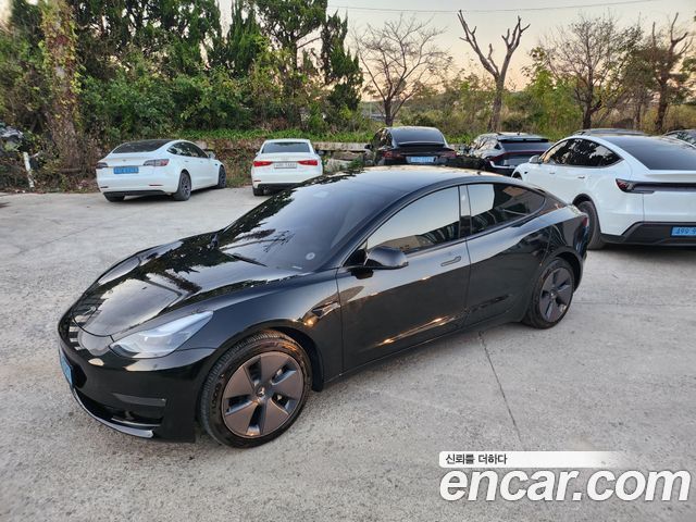 Tesla Model 3 2022 — photo 2