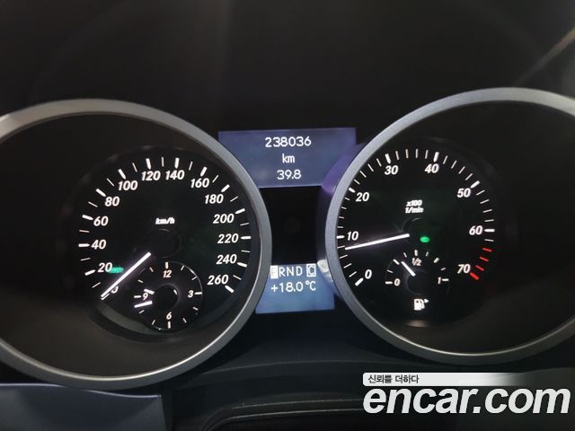 Mercedes-Benz SLK-Class 2005 — photo 17