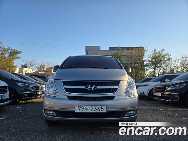 Hyundai Starex 2016 — photo 1