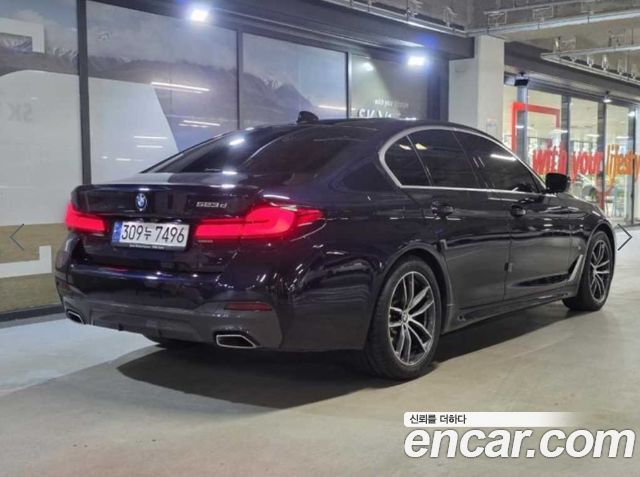 BMW 5-Series 2021 — photo 3