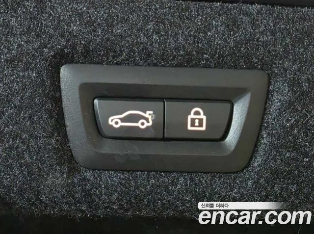 BMW 5-Series 2021 — photo 6