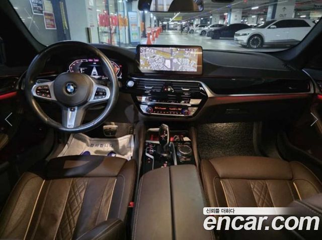 BMW 5-Series 2021 — photo 9