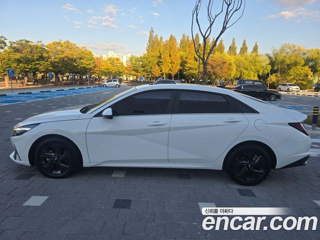 Hyundai AVANTE 2023 — photo 3