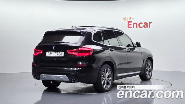 BMW X3 2019 — photo 2