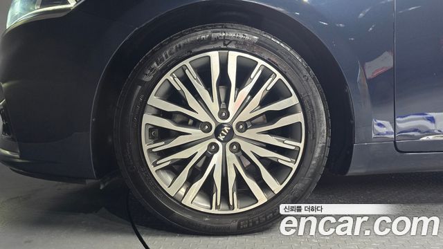 Kia K7 2018 — photo 5