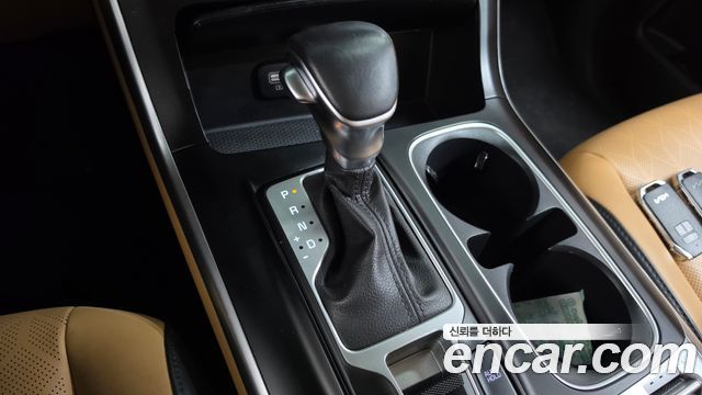Kia Canival 2023 — photo 12