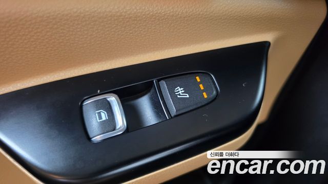 Kia Canival 2023 — photo 18
