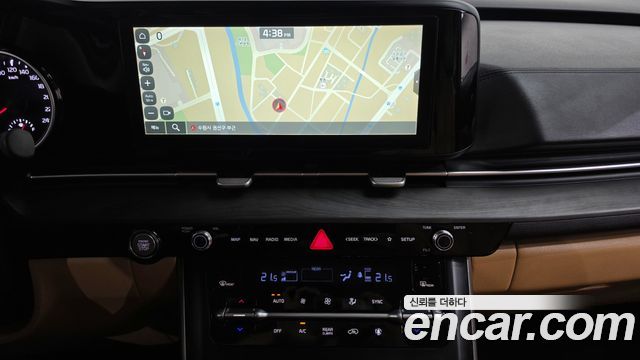 Kia Canival 2023 — photo 19