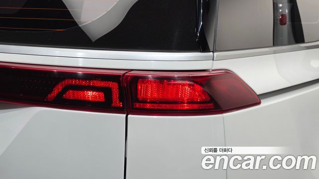 Kia Canival 2023 — photo 9