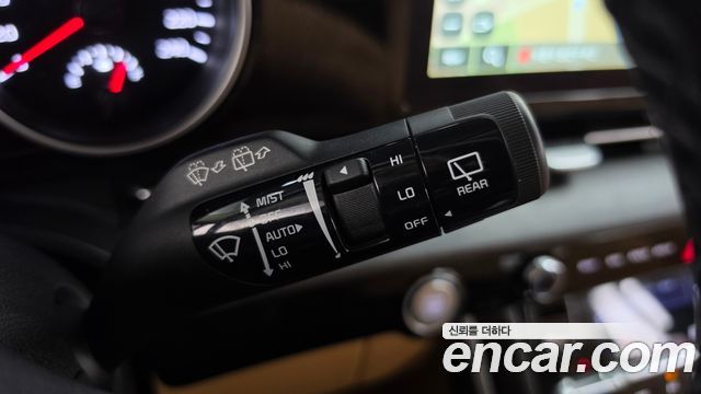 Kia Canival 2023 — photo 29