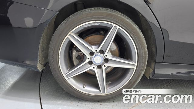 Mercedes-Benz C-Class 2017 — photo 5
