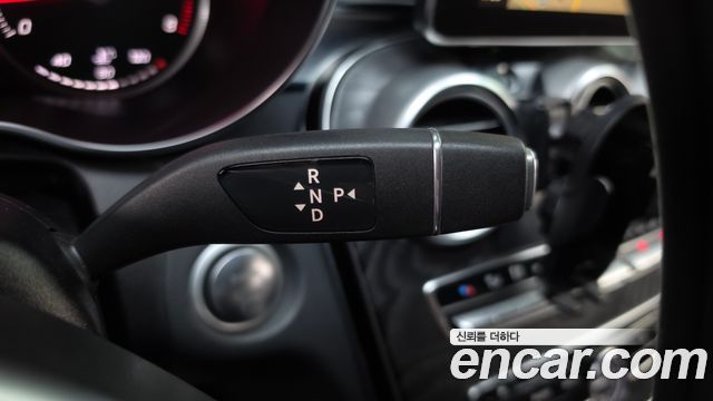 Mercedes-Benz C-Class 2017 — photo 12