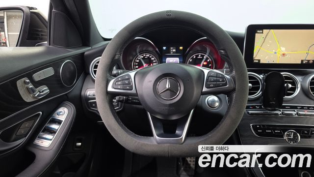 Mercedes-Benz C-Class 2017 — photo 19
