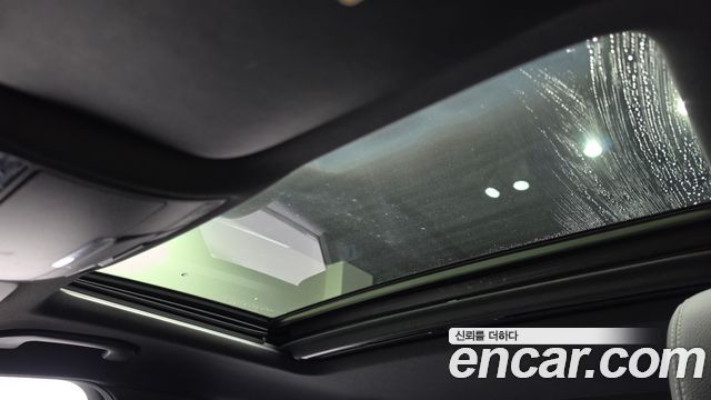 Mercedes-Benz C-Class 2017 — photo 24
