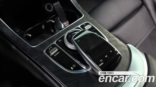 Mercedes-Benz C-Class 2017 — photo 30
