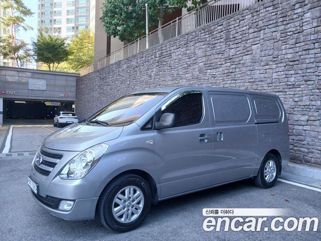 Hyundai Starex 2017 — photo 2