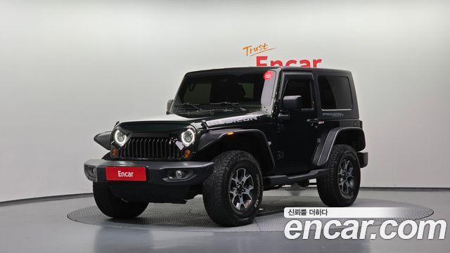 Jeep Wrangler 2010 — photo 1