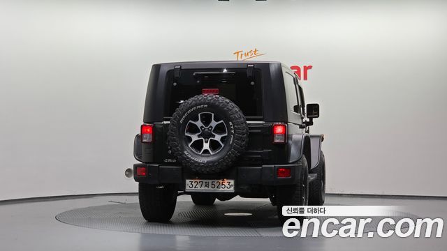 Jeep Wrangler 2010 — photo 4